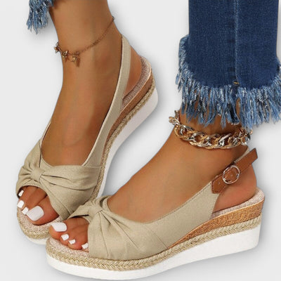 Amelia™ Orthopaedic Toe-Post Sandals