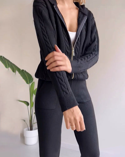 Amelia™ Twist-Jacquard Lounge Set