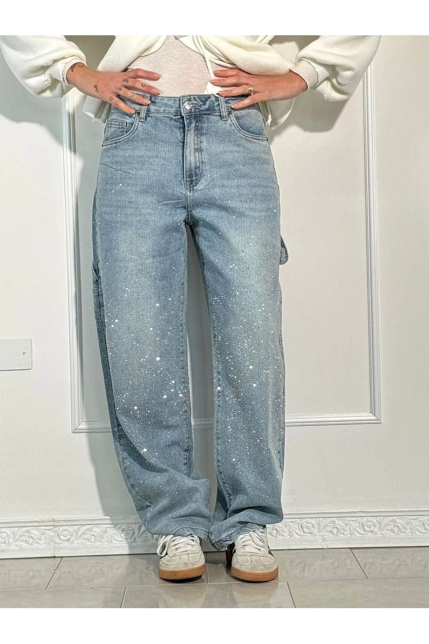 Amelia™ Celeste Rhinestone Wide-Leg Jeans