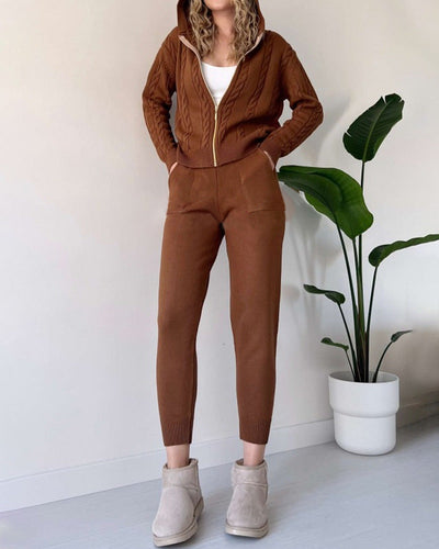 Amelia™ Twist-Jacquard Lounge Set
