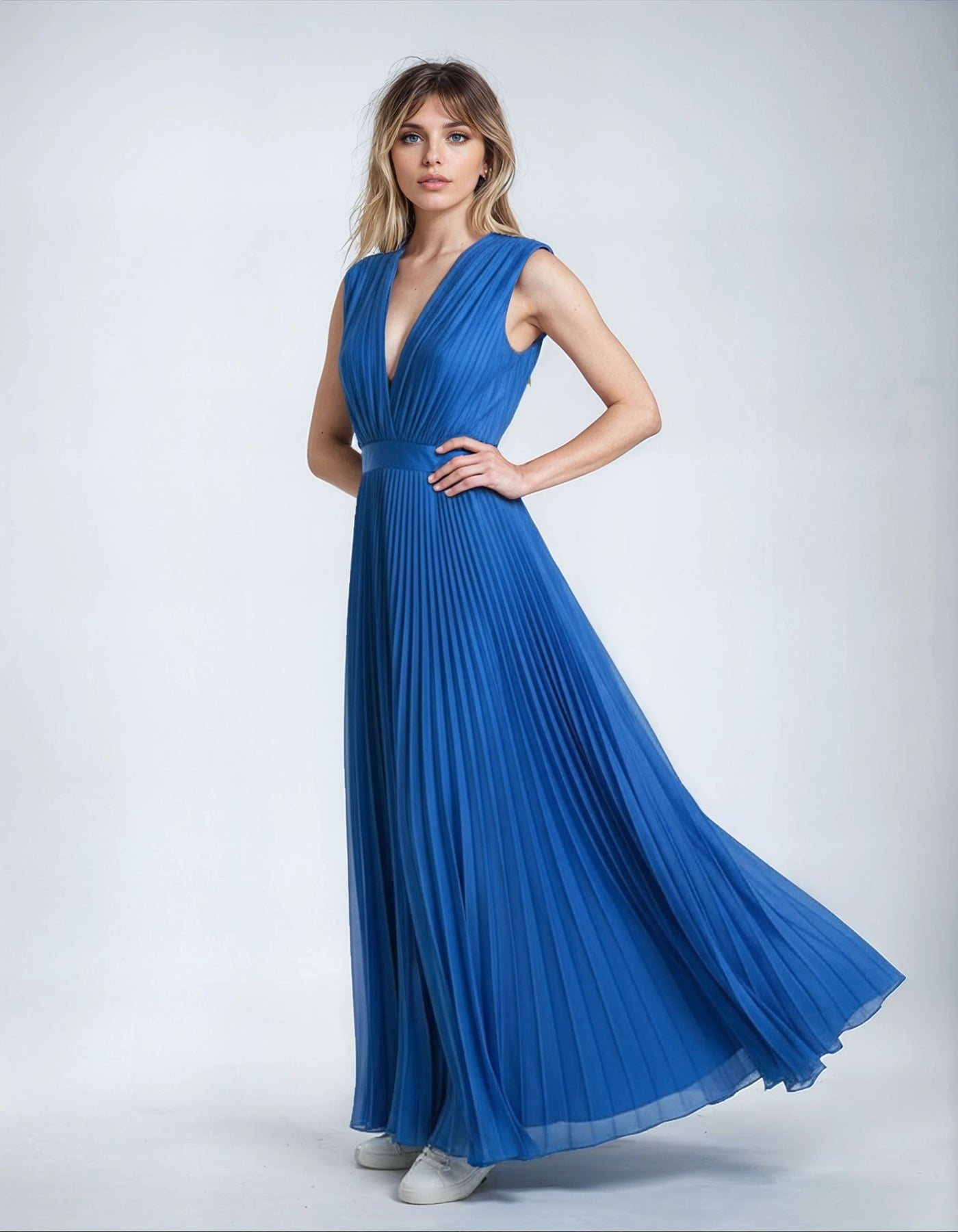 Amelia™ Sleeveless Pleated Midi Dress